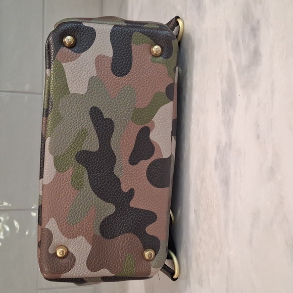 Diaper Backpack - Picture 5 of 16